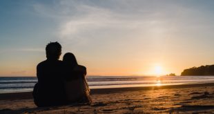 ভালোবাসার ক্যাপশন বাংলা ছোট